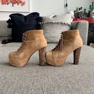 Iconic Jeffrey Campbell LITA Suede Boots - size 6